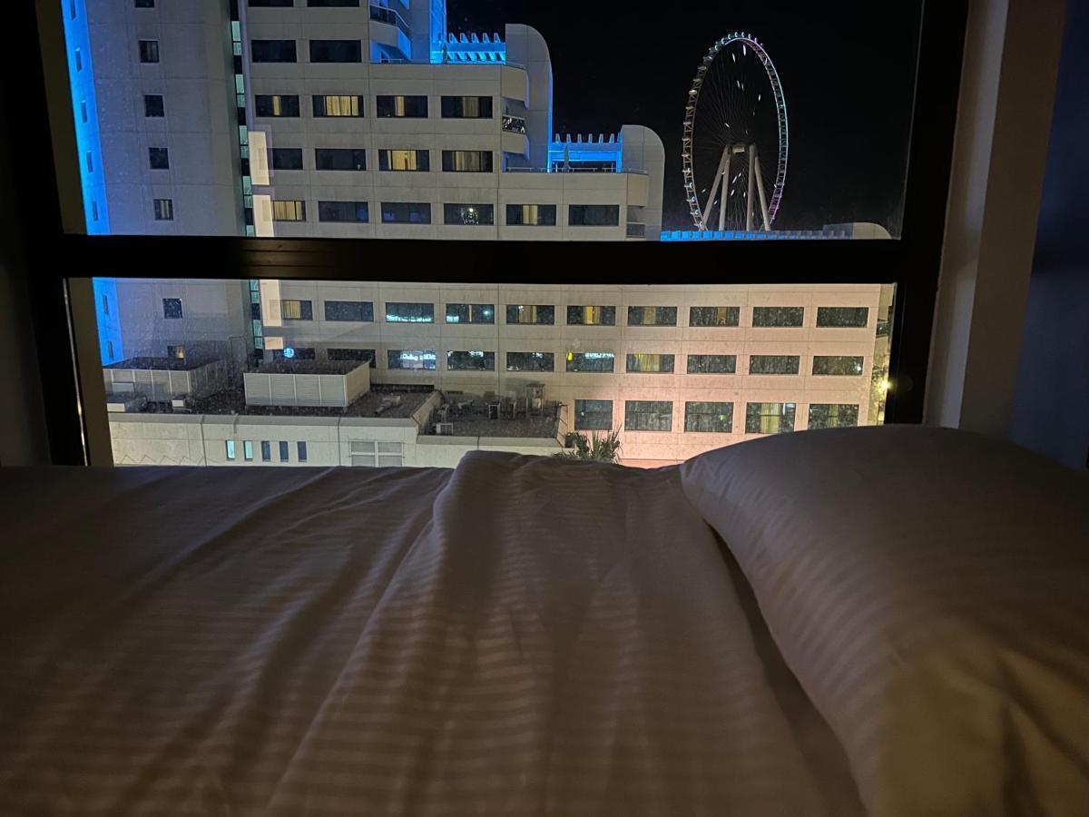 Moonlight Hostel Jbr - 2Min Walk To Jbr Beach - Gym - 2Min Metro Station - Poll Dubaj Kültér fotó