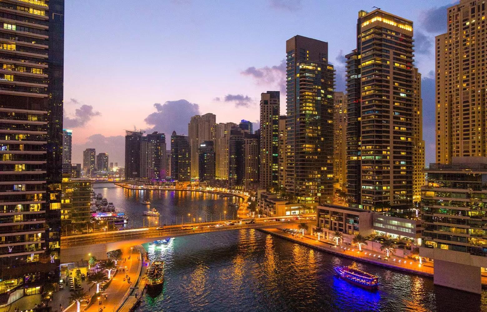 Moonlight Hostel Jbr - 2Min Walk To Jbr Beach - Gym - 2Min Metro Station - Poll Dubaj Kültér fotó