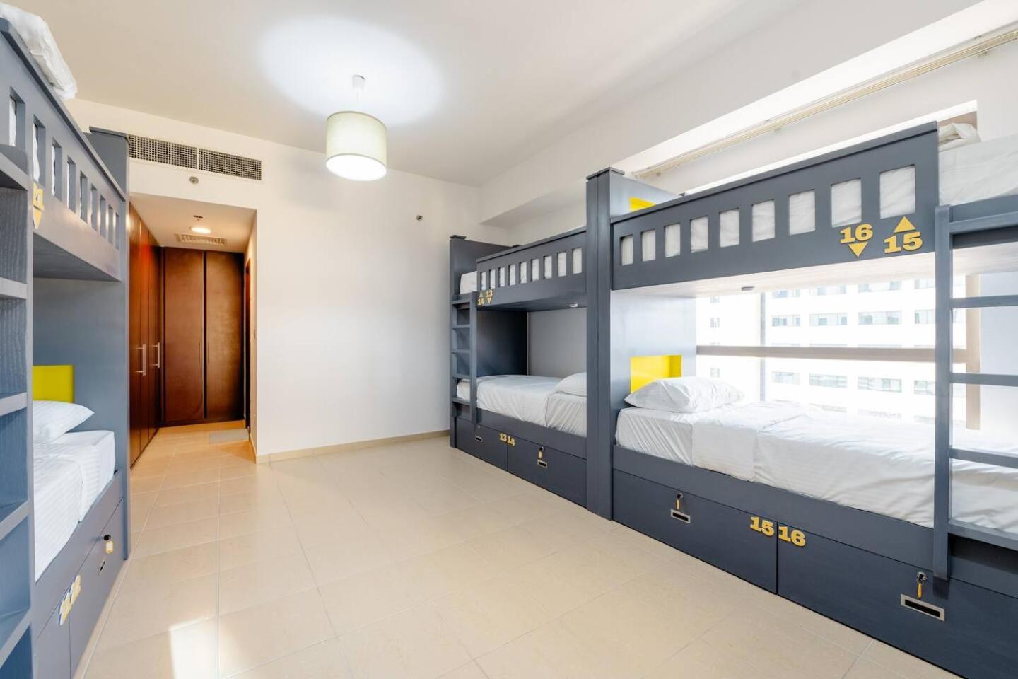 Moonlight Hostel Jbr - 2Min Walk To Jbr Beach - Gym - 2Min Metro Station - Poll Dubaj Kültér fotó