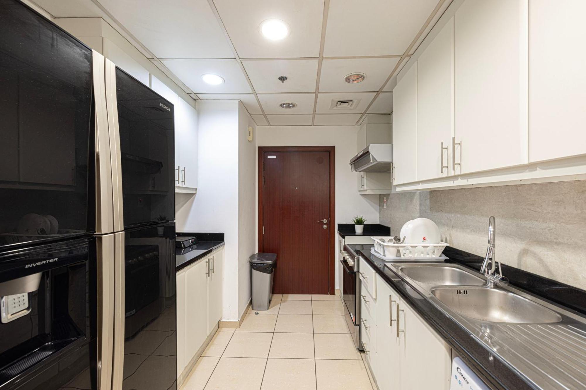 Moonlight Hostel Jbr - 2Min Walk To Jbr Beach - Gym - 2Min Metro Station - Poll Dubaj Kültér fotó